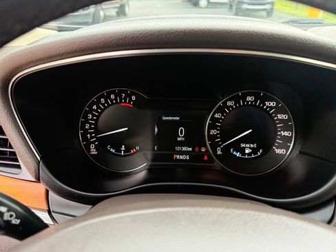 Used 2017 Lincoln MKC Select w/ Select Plus Package AWD/4WD image 24