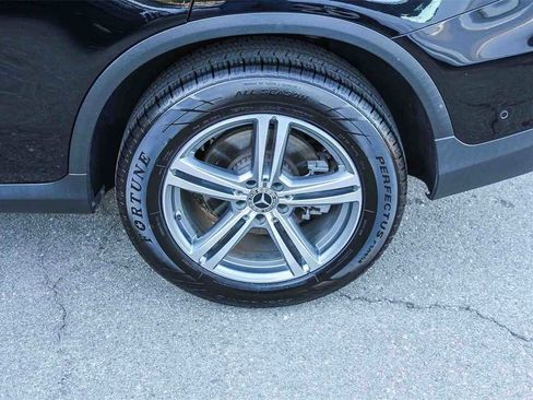 Used 2021 Mercedes-Benz GLC 300 image 10