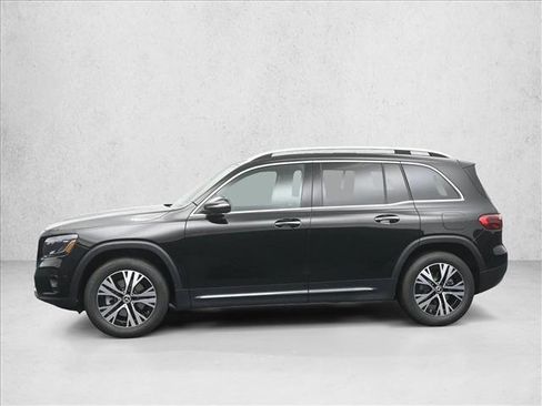 Certified 2026 Mercedes-Benz GLB 250 4MATIC image 7