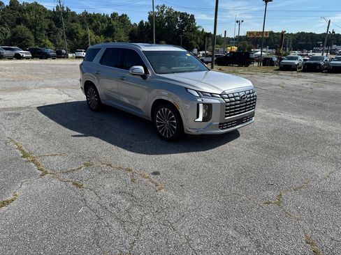 Used 2024 Hyundai Palisade Calligraphy FWD image 6