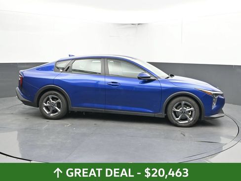 Used 2025 Kia K4 FWD image 5
