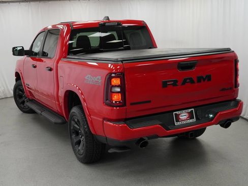 Used 2025 RAM 1500 Big Horn AWD/4WD image 12