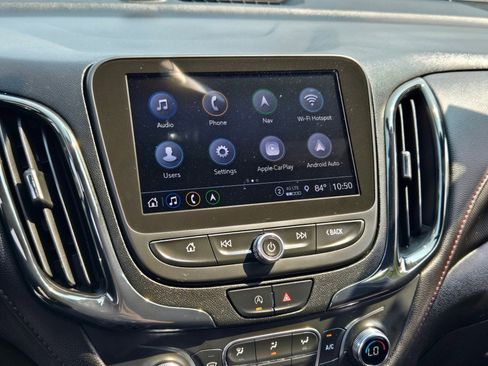 Used 2022 Chevrolet Equinox RS w/ Infotainment Package image 25