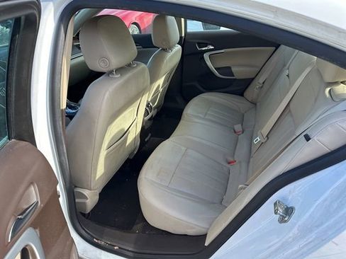 Used 2017 Buick Regal Sport Touring image 8