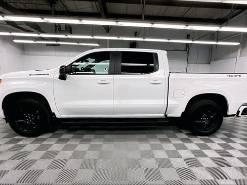 Used 2024 Chevrolet Silverado 1500 RST AWD/4WD image 15
