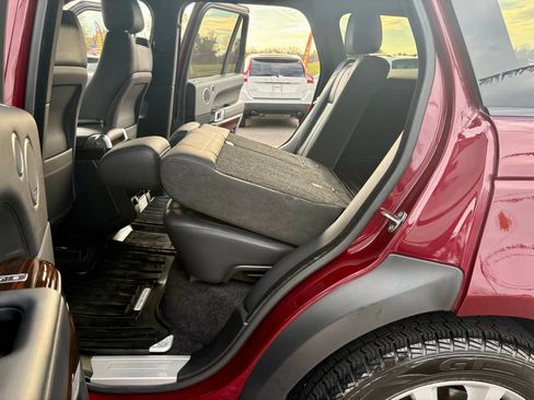 Used 2017 Land Rover Range Rover image 19