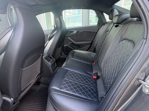 Used 2019 Audi S4 Premium Plus w/ Premium Plus Package AWD/4WD image 10