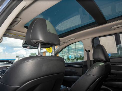 Used 2023 Hyundai Tucson Limited w/ Cargo Package FWD image 17