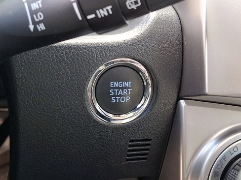 Certified 2020 Toyota 4Runner SR5 Premium w/ Moonroof Package image 24