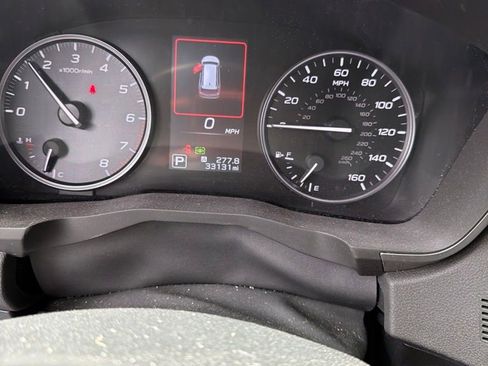 Used 2023 Subaru Ascent Touring AWD/4WD image 3