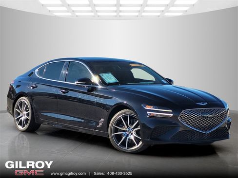 Used 2022 Genesis G70 3.3T image 1