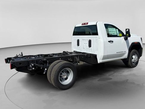 New 2026 GMC Sierra 3500 Pro w/ Snow Plow Prep Package AWD/4WD image 5