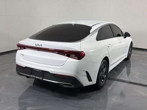 Used 2022 Kia K5 LX FWD image 5