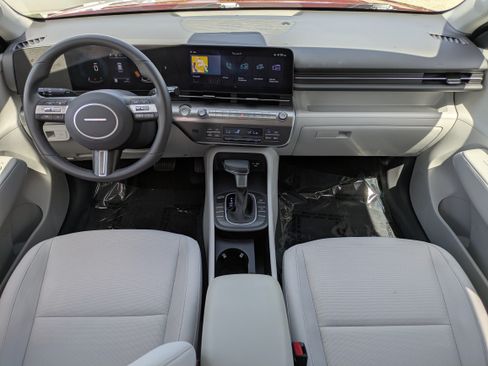 Used 2025 Hyundai Kona SEL FWD image 14