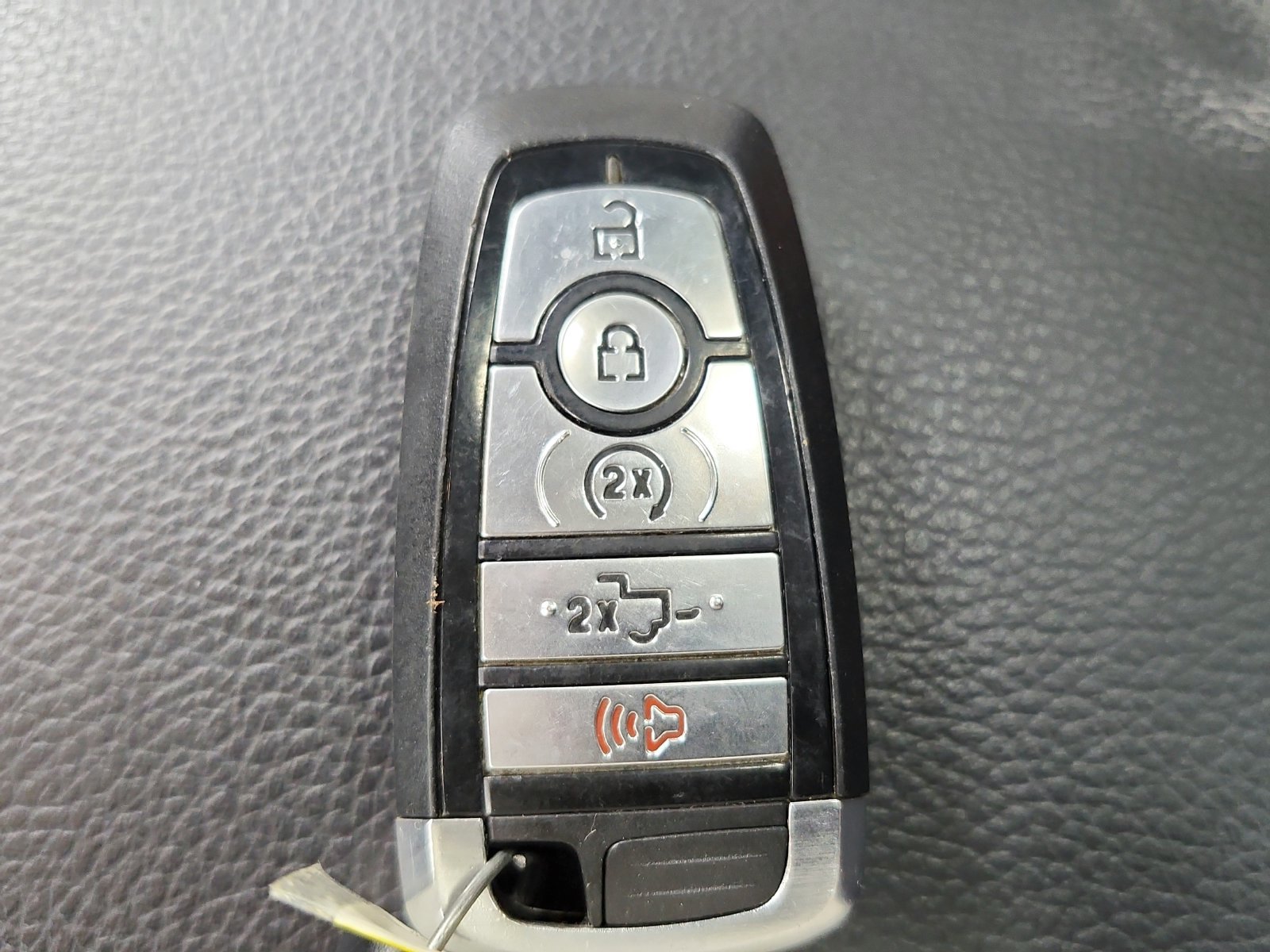 Used 2018 Ford F150 Lariat w/ Equipment Group 502A Luxury AWD/4WD image 13