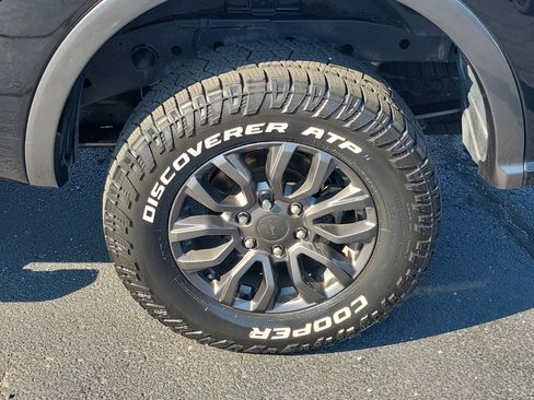 Used 2019 Ford Ranger XLT w/ Equipment Group 302A Luxury AWD/4WD image 8