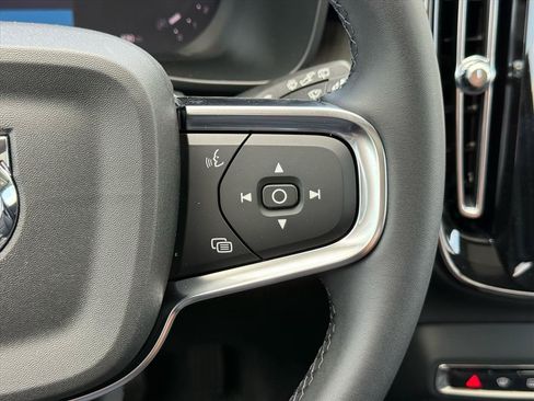 New 2026 Volvo XC40 B4 Core w/ Protection Package Premier FWD image 17