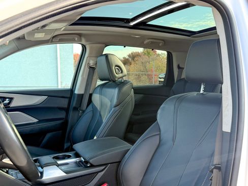 Used 2024 Acura MDX SH-AWD w/ Technology Package image 22