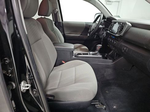 Used 2023 Toyota Tacoma SR image 7