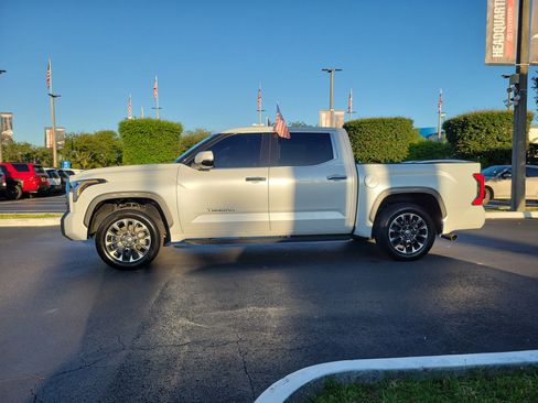Used 2023 Toyota Tundra Limited AWD/4WD image 7
