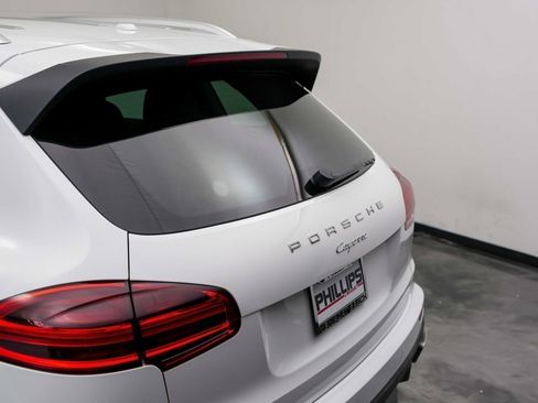 Used 2015 Porsche Cayenne Diesel AWD/4WD image 15