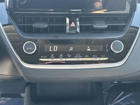 Used 2024 Toyota Corolla LE image 23