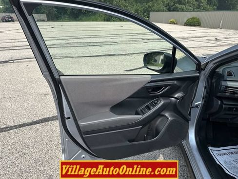Used 2024 Subaru Crosstrek 2.0i Premium AWD/4WD image 9