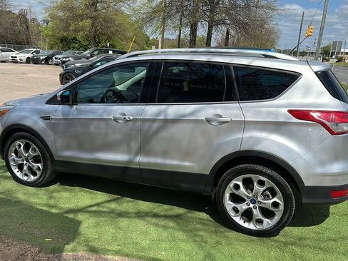 Used 2016 Ford Escape Titanium w/ Equipment Group 301A AWD/4WD image 5