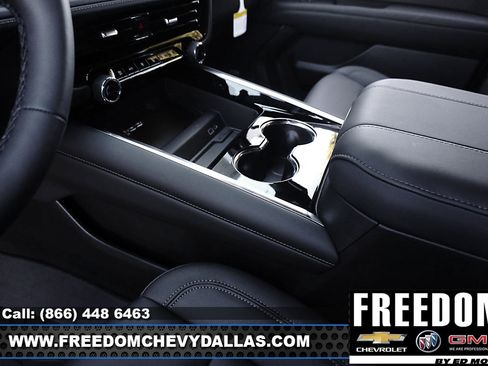 New 2026 Chevrolet Suburban LT w/ Comfort Package image 35