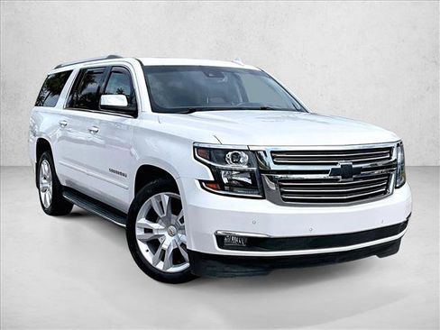 Used 2017 Chevrolet Suburban Premier AWD/4WD image 11