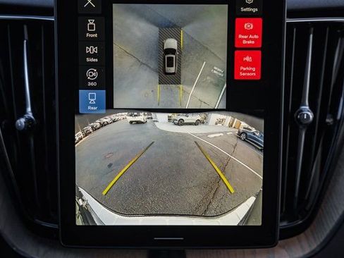 New 2026 Volvo XC60 B5 Plus w/ Protection Package Premier image 41