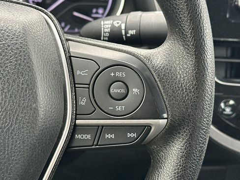 Used 2023 Toyota Camry LE image 28