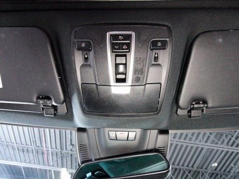 Used 2018 Mercedes-Benz GLE 350 4MATIC image 10