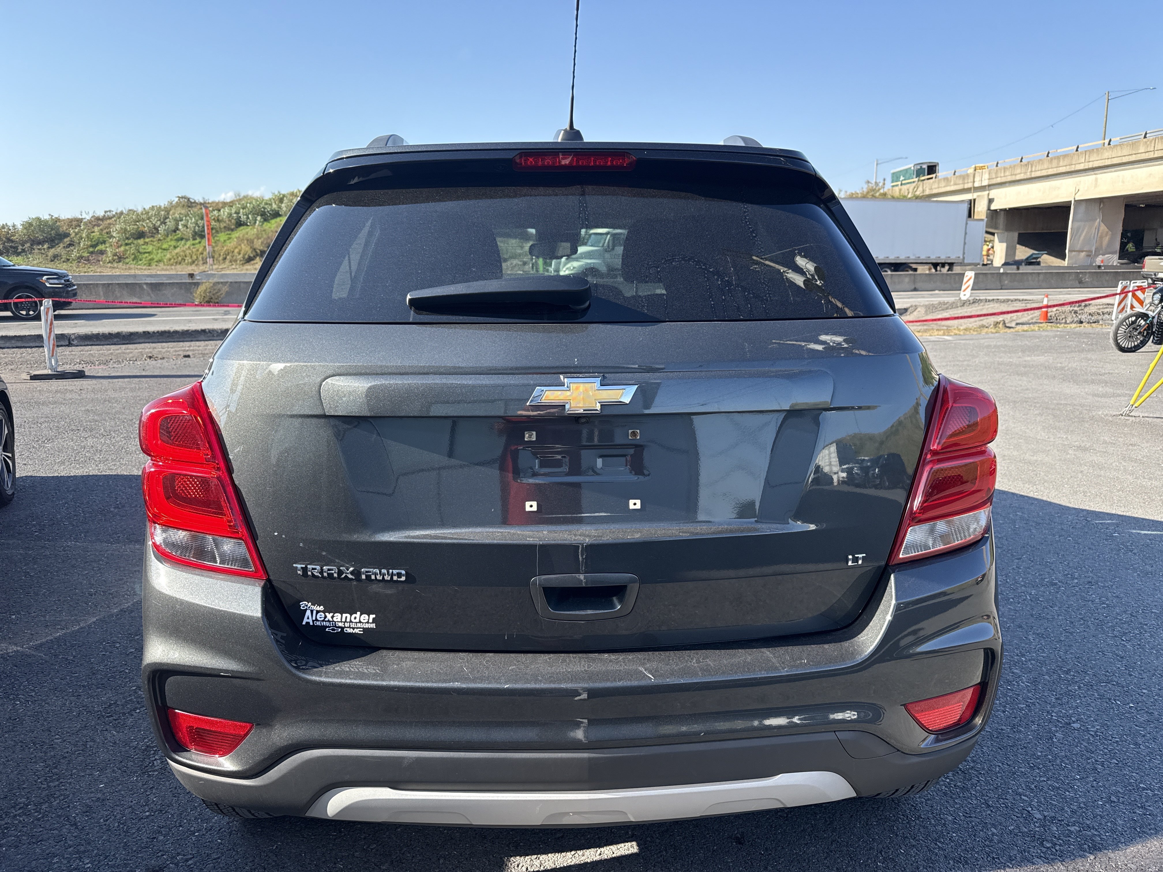 Used 2017 Chevrolet Trax LT AWD/4WD image 4