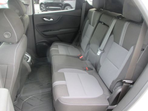 Used 2023 Chevrolet Blazer LT w/ Convenience Package image 12