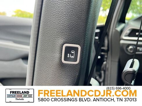 New 2026 Chrysler Voyager LX image 27