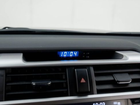 Used 2024 Toyota 4Runner SR5 image 24