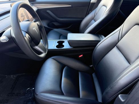 Used 2023 Tesla Model 3 Standard Range image 20