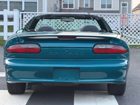 Used 1995 Chevrolet Camaro LT RWD image 3