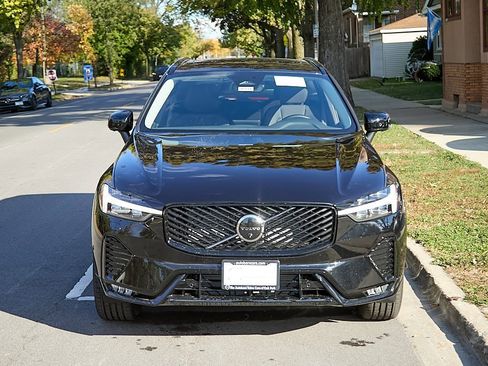 New 2026 Volvo XC60 B5 Plus w/ Protection Package Premier image 5