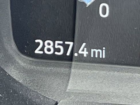 Used 2025 Ford Explorer Active image 18