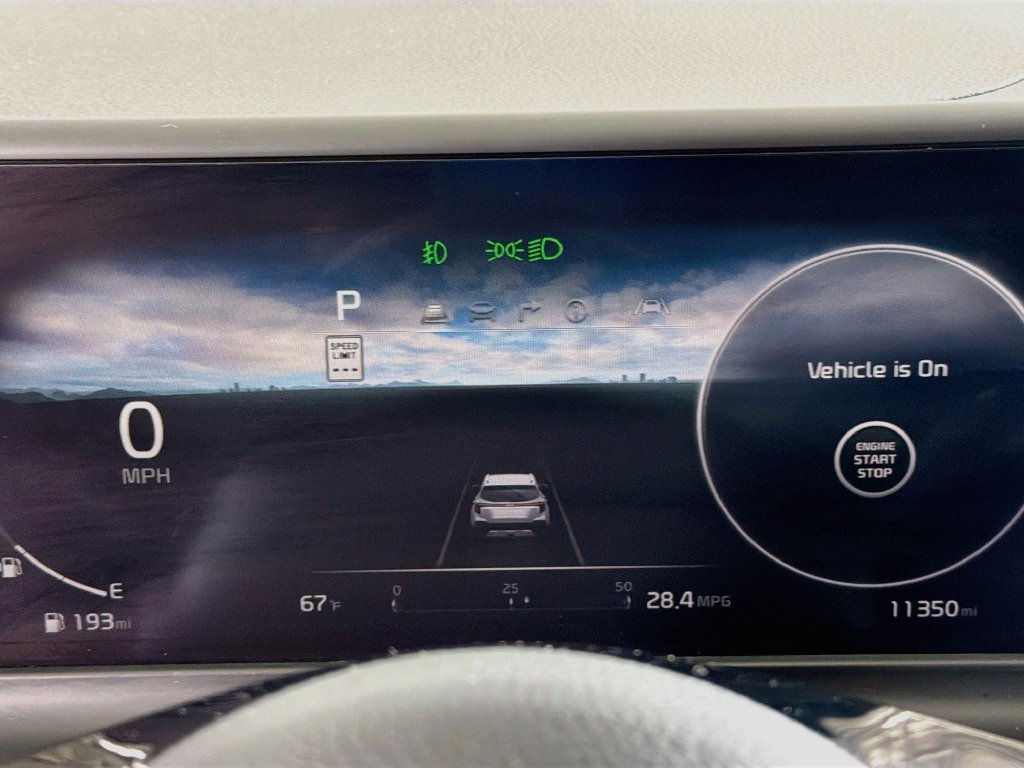 Used 2024 Kia Seltos SX w/ SX Sunroof Package AWD/4WD image 14