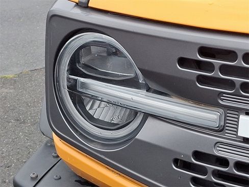 Certified 2021 Ford Bronco Badlands image 9