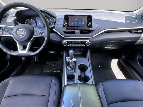 Used 2022 Nissan Altima 2.5 S FWD image 14