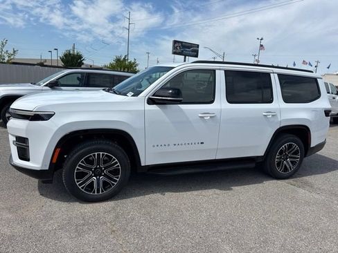 New 2026 Jeep Grand Wagoneer 2WD image 3