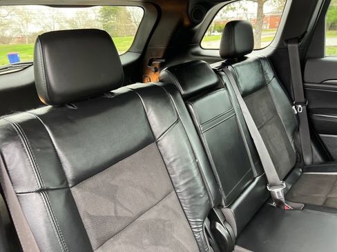 Used 2022 Jeep Grand Cherokee Laredo X image 31