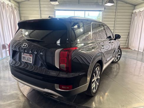Used 2020 Hyundai Palisade SEL w/ Convenience Package FWD image 5