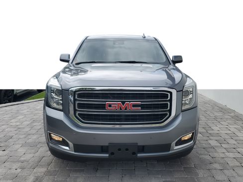 Used 2020 GMC Yukon SLT image 2