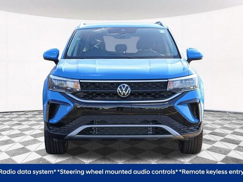 Used 2024 Volkswagen Taos SE image 9