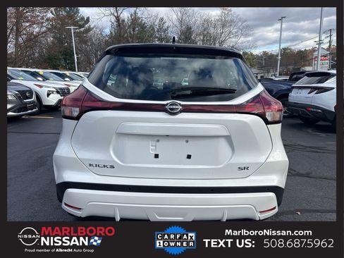 Used 2023 Nissan Kicks SR image 6